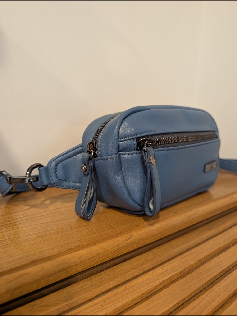 Lula Blue Faux Leather Belt Bag Crossbody Fanny Pack - Picture 2 of 8